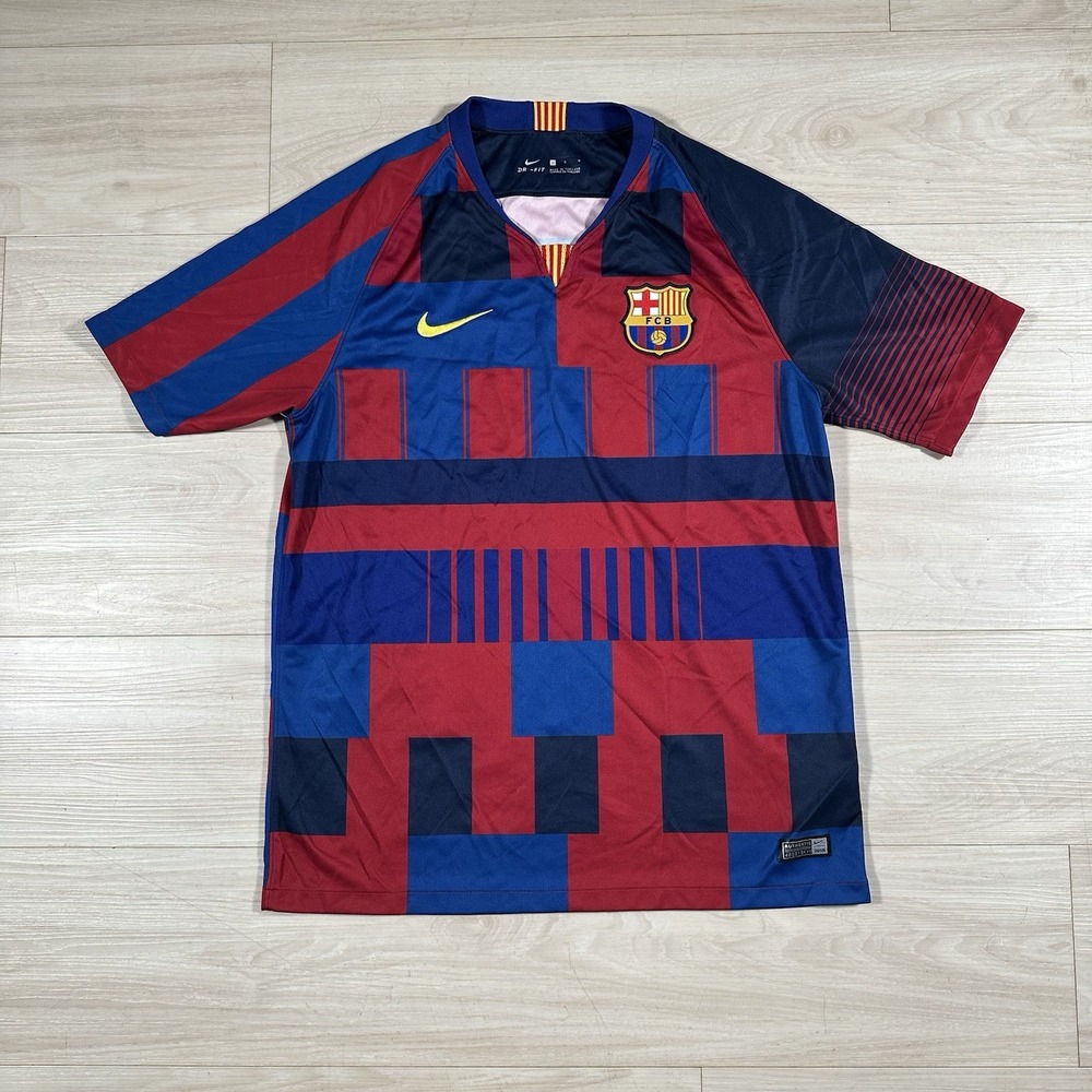 Nike Authentic 2018 FC Barcelona Home Jersey Mens Large Soccer 943025-456